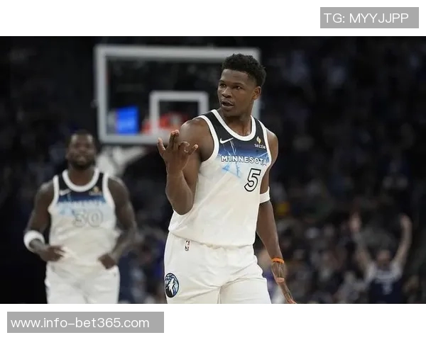 森林狼对阵爵士爱德华兹确认可以参加比赛争夺战 森林狼对阵爵士爱德华兹确认可以参加比赛争夺战