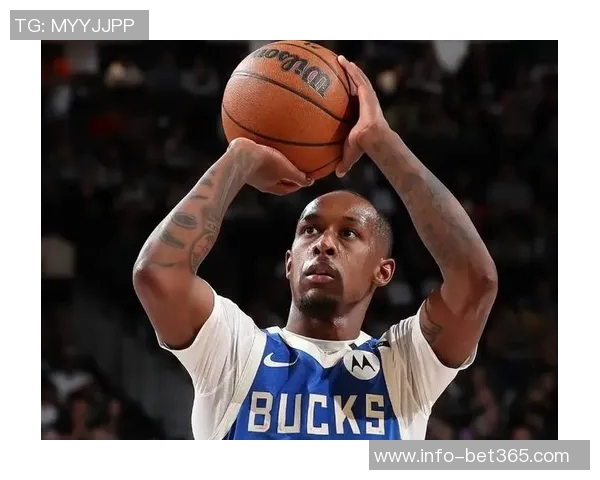 汤姆林表现出色32分钟内高效得分14分并贡献4篮板 汤姆林表现出色32分钟内高效得分14分并贡献4篮板